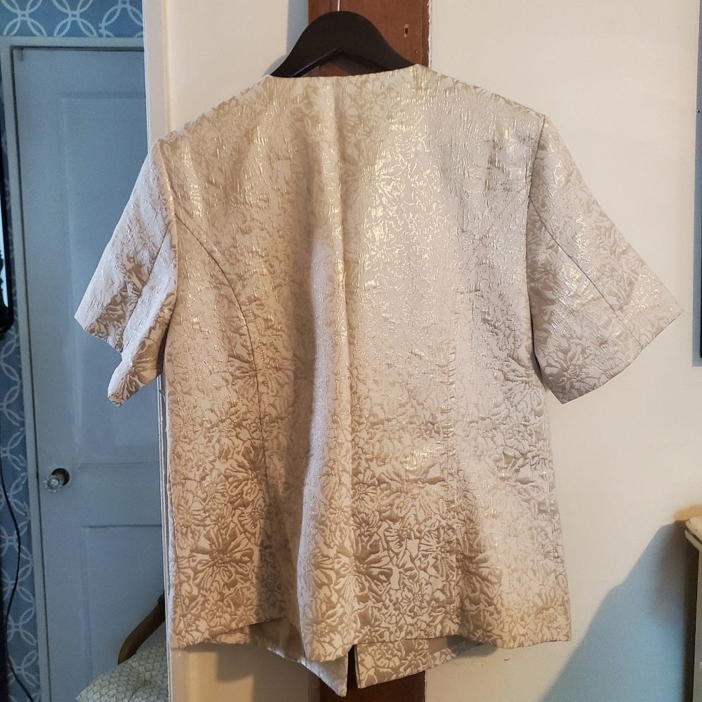 Coldwater creek short sleeve dress jacket in cream brocade size 12 - Picture 2 of 9